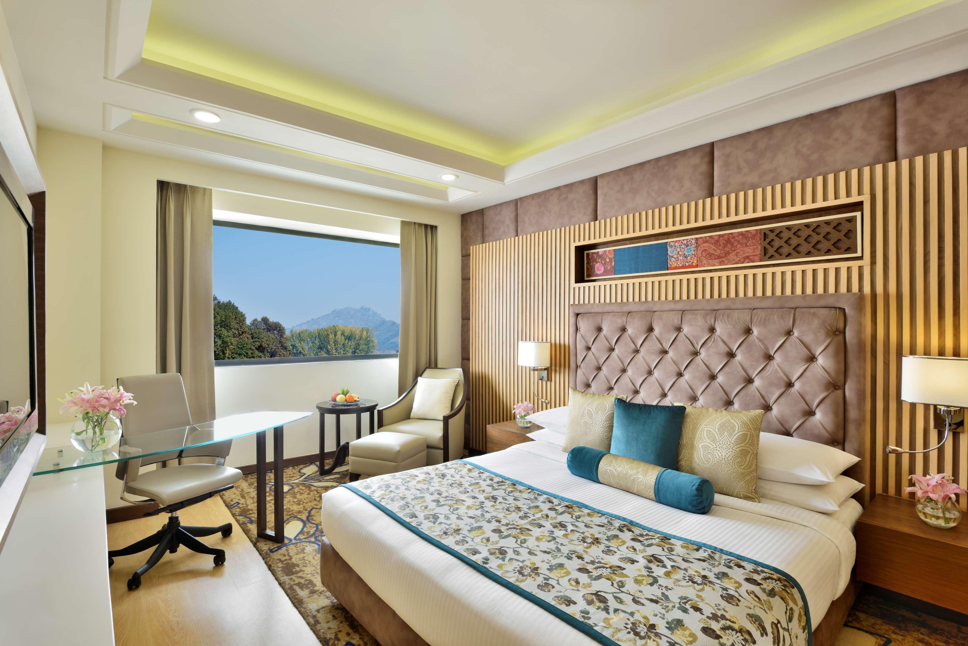 होटल Radisson 4*