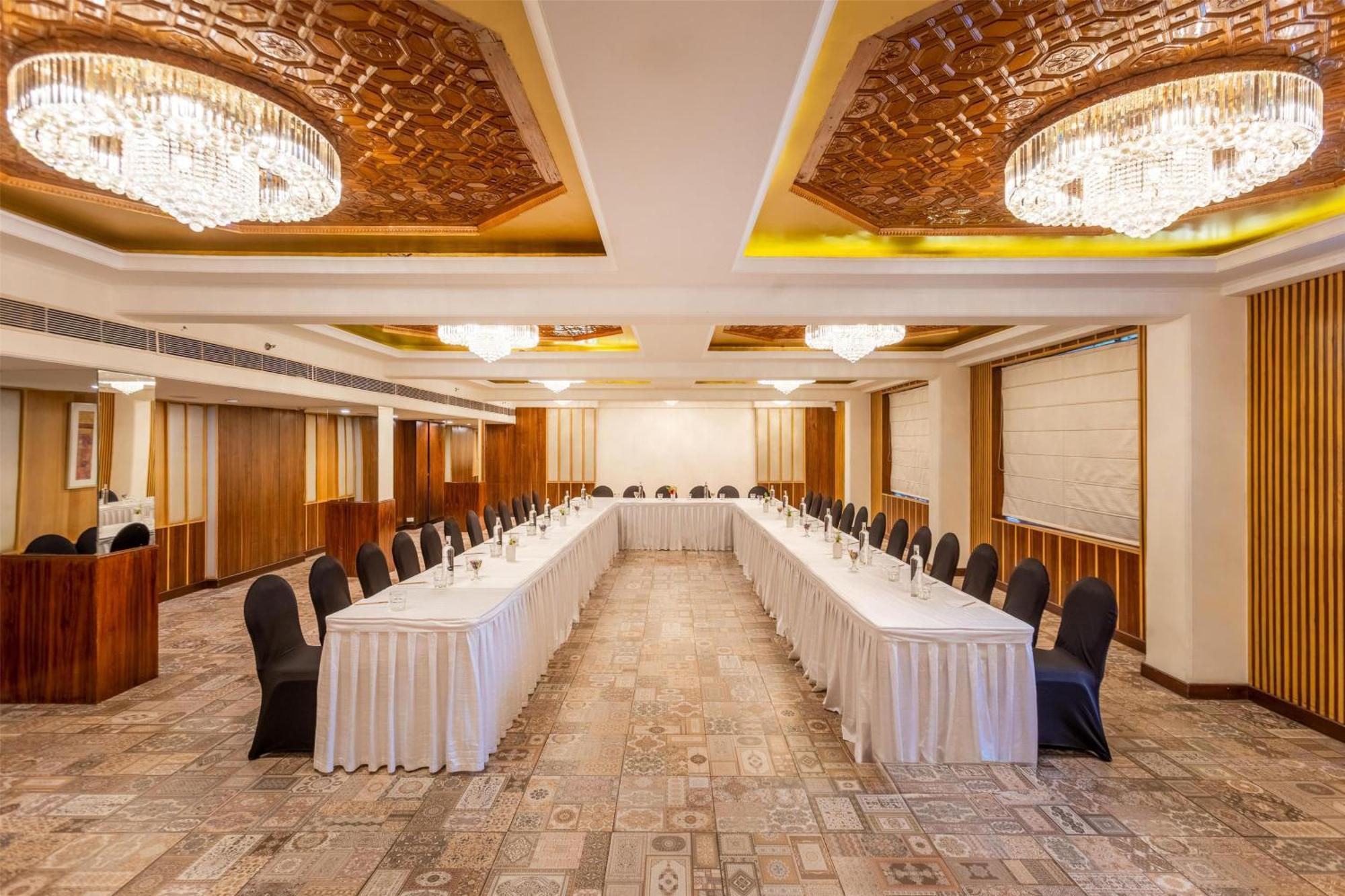 Radisson 4* Srinagar (Jammu and Kashmir)
